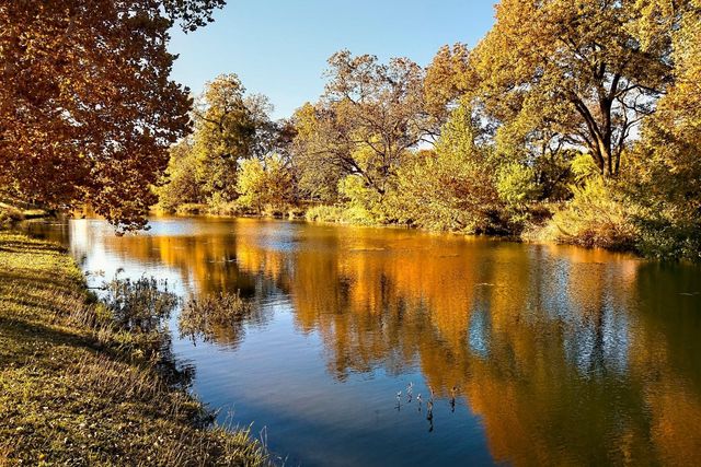 167 Whispering Wind DR, Georgetown, TX 78633