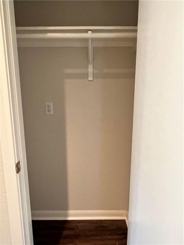 167 Whispering Wind DR, Georgetown, TX 78633