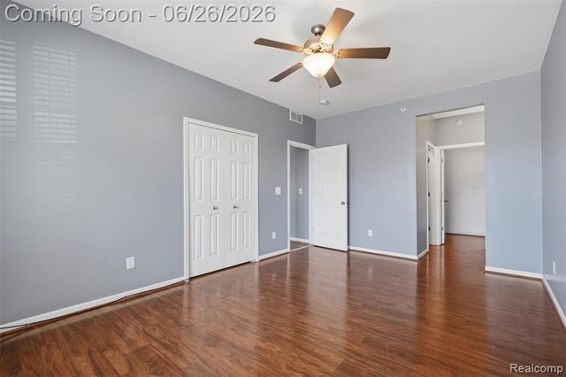 23978 Northstone Village Drive, Taylor, MI 48180