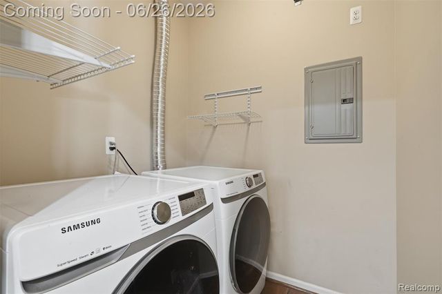 23978 Northstone Village Drive, Taylor, MI 48180