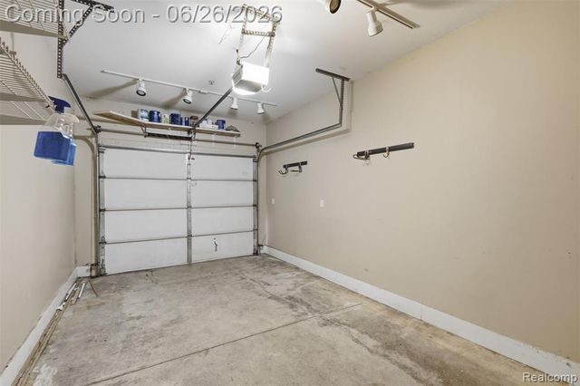23978 Northstone Village Drive, Taylor, MI 48180