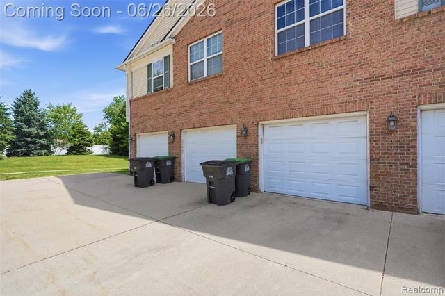 23978 Northstone Village Drive, Taylor, MI 48180