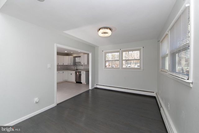 332 WOODBINE ST, Browns Mills, NJ 08015