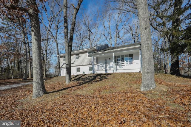 332 WOODBINE ST, Browns Mills, NJ 08015