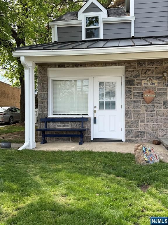 36 Franklin Turnpike 5, Waldwick, NJ 07463