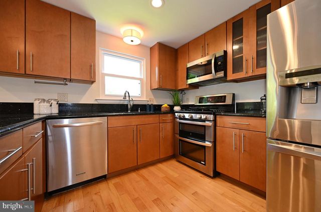 7421 MAHASKA DR, Derwood, MD 20855