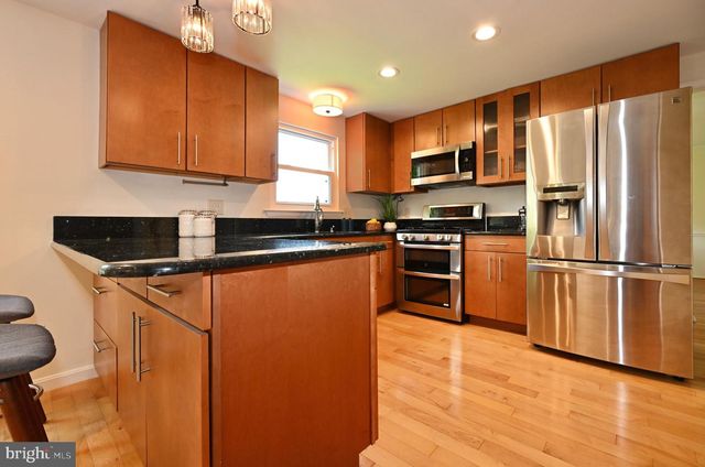 7421 MAHASKA DR, Derwood, MD 20855