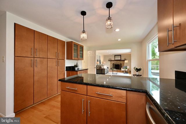 7421 MAHASKA DR, Derwood, MD 20855