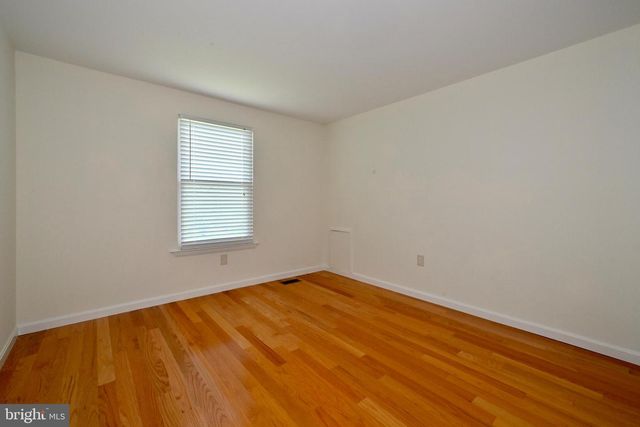 7421 MAHASKA DR, Derwood, MD 20855