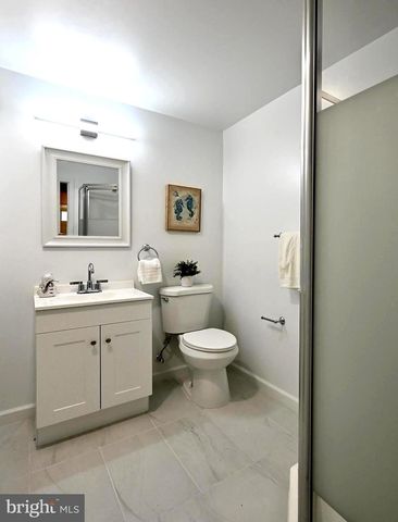 7421 MAHASKA DR, Derwood, MD 20855