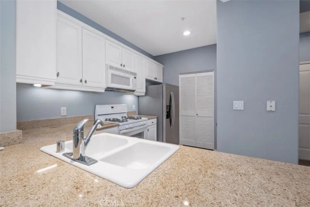 3241 Watermarke, Irvine, CA 92612