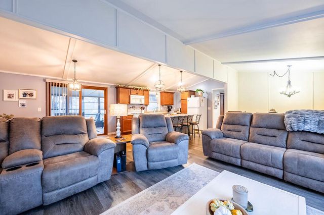 1110 Schafer DRIVE, Onalaska, WI 54650