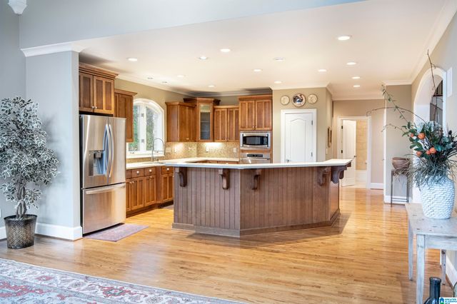 2162 BROOK HIGHLAND RIDGE, Birmingham, AL 35242