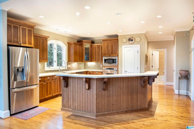 2162 BROOK HIGHLAND RIDGE, Birmingham, AL 35242