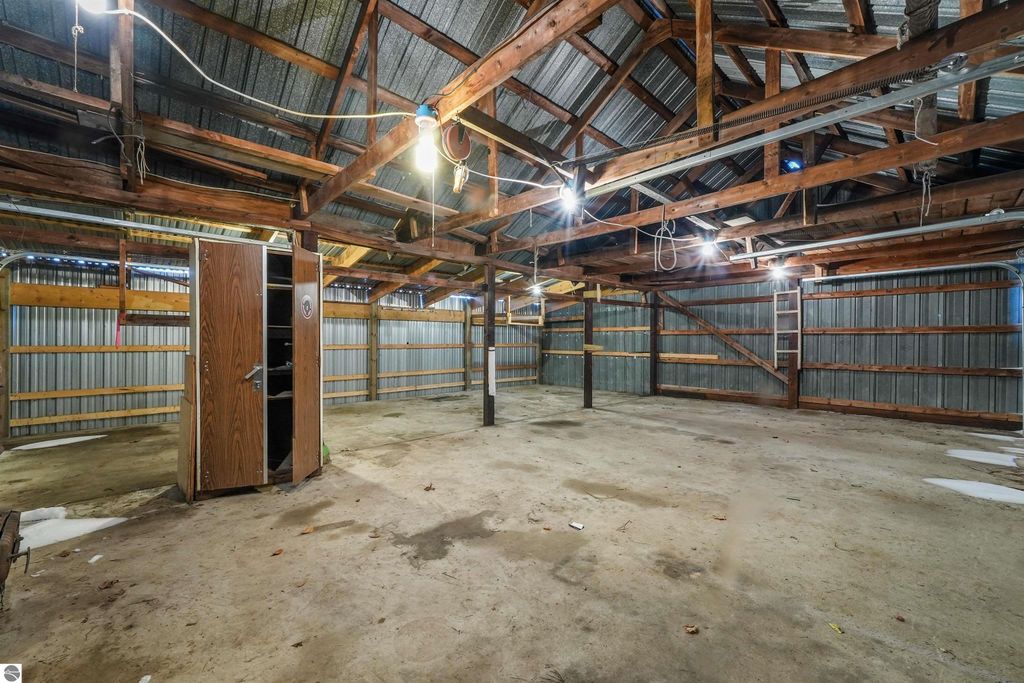 Image 34 of property listing at 9888 N Wilson Road, Lake City, MI 49651
