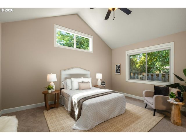 15677 FIELDSTONE Dr, Lake Oswego, OR 97035