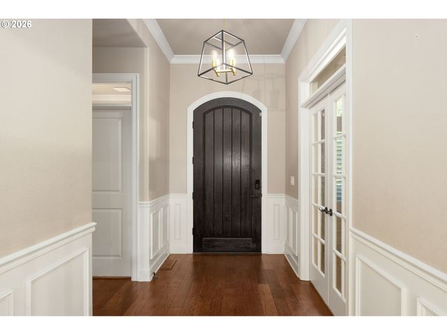 15677 FIELDSTONE Dr, Lake Oswego, OR 97035