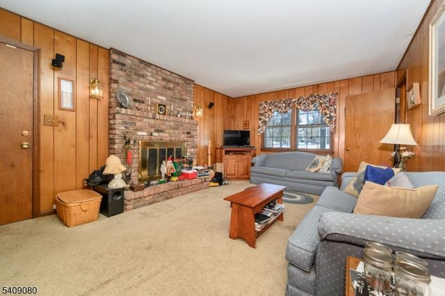 20 Mulford Ln, Hillsborough Twp., NJ 08844