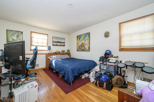 20 Mulford Ln, Hillsborough Twp., NJ 08844