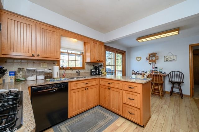 20 Mulford Ln, Hillsborough Twp., NJ 08844