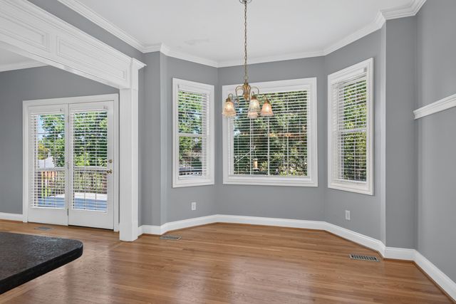 2213 Wilmington Lane, Lexington, KY 40513