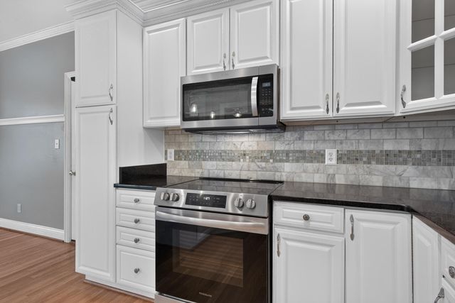 2213 Wilmington Lane, Lexington, KY 40513