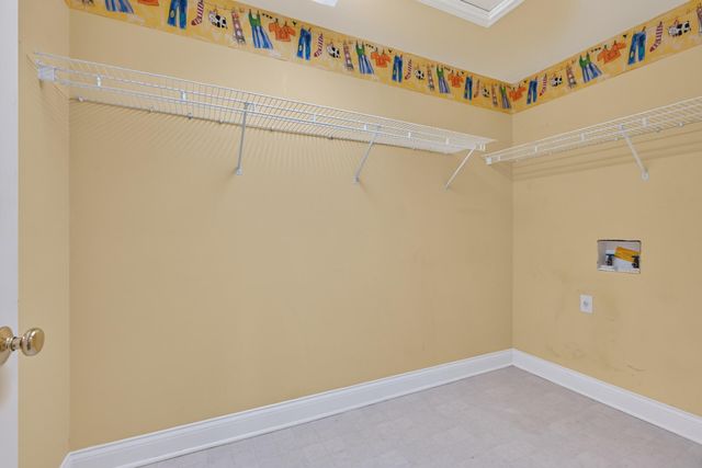 2213 Wilmington Lane, Lexington, KY 40513