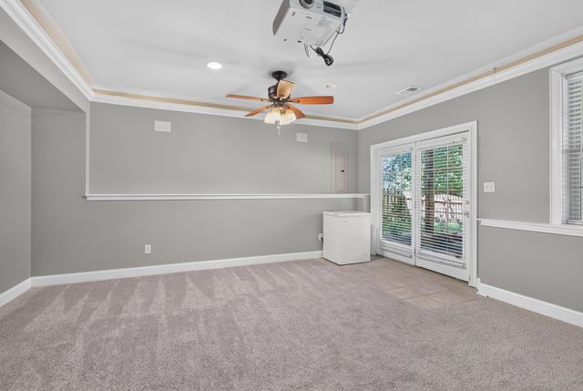 2213 Wilmington Lane, Lexington, KY 40513