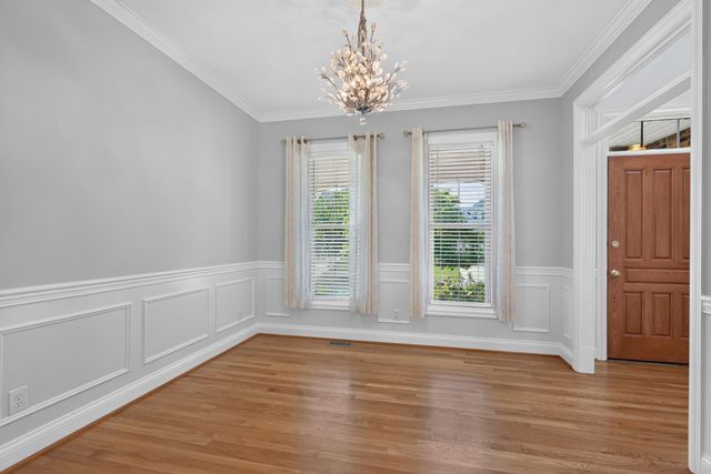 2213 Wilmington Lane, Lexington, KY 40513