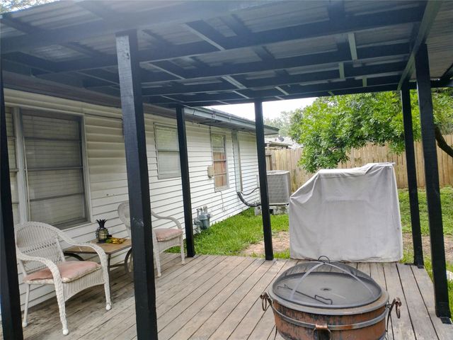1500 Andrea Drive, Bay City, TX 77414