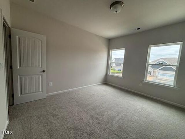 1616 Elk Run Drive, Fayetteville, NC 28312