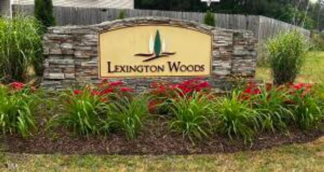 1616 Elk Run Drive, Fayetteville, NC 28312