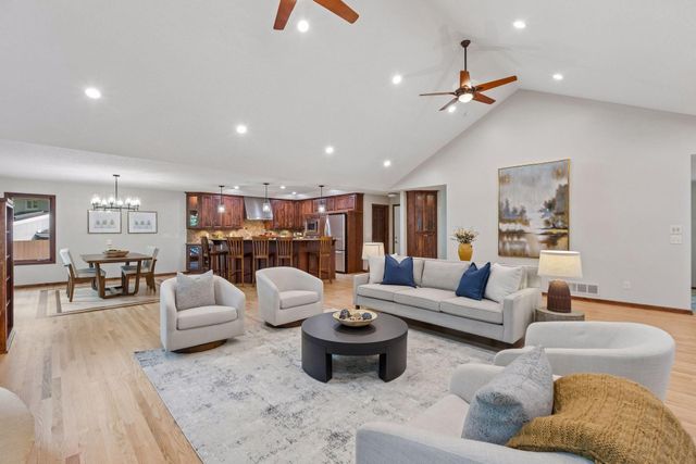 14885 Ironwood Court, Eden Prairie, MN 55346