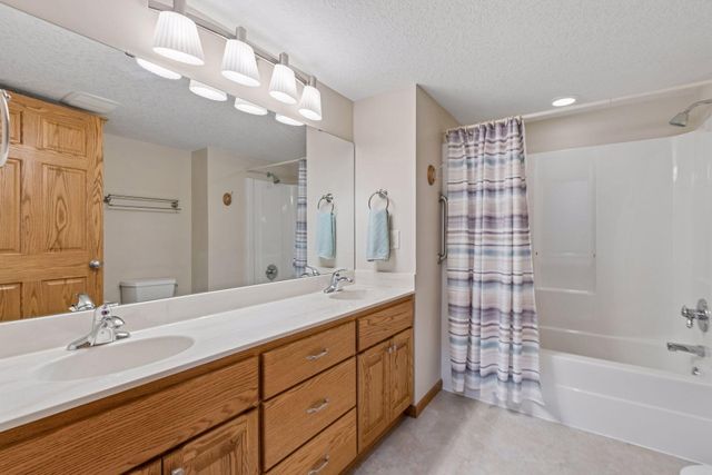 14885 Ironwood Court, Eden Prairie, MN 55346