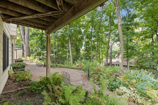 14885 Ironwood Court, Eden Prairie, MN 55346