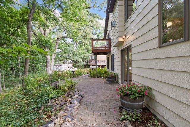 14885 Ironwood Court, Eden Prairie, MN 55346