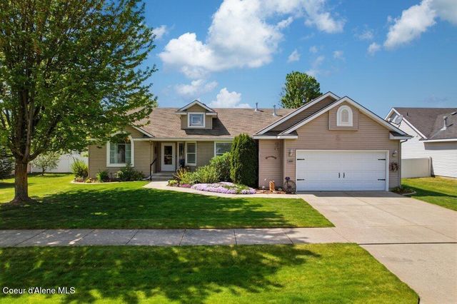 8297 N Ainsworth Dr, Hayden, ID 83835
