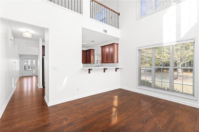 1008 Lake Pointe Court, Suwanee, GA 30024