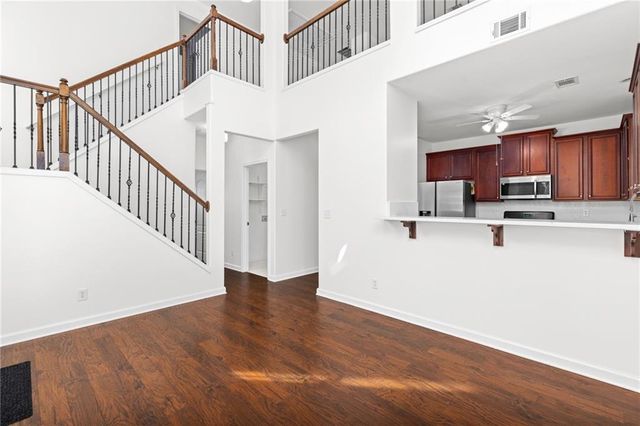 1008 Lake Pointe Court, Suwanee, GA 30024