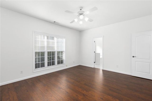 1008 Lake Pointe Court, Suwanee, GA 30024