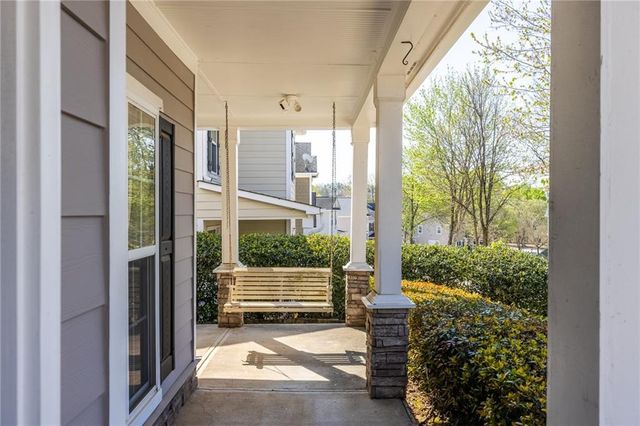 1008 Lake Pointe Court, Suwanee, GA 30024