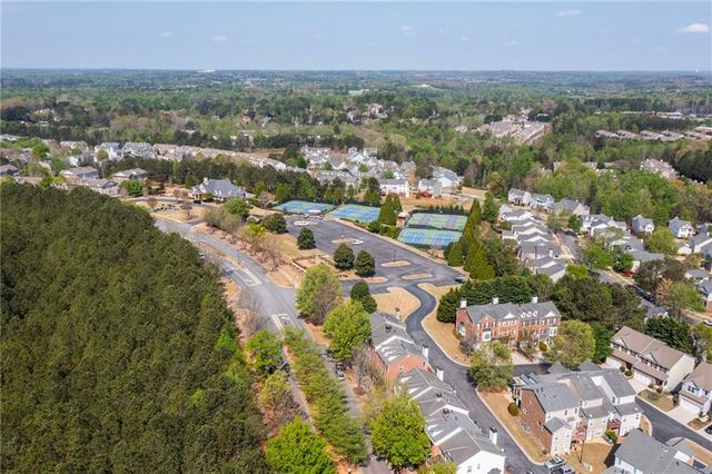 1008 Lake Pointe Court, Suwanee, GA 30024