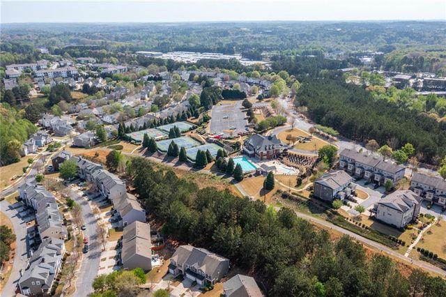 1008 Lake Pointe Court, Suwanee, GA 30024