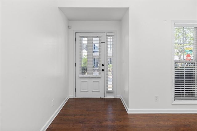 1008 Lake Pointe Court, Suwanee, GA 30024