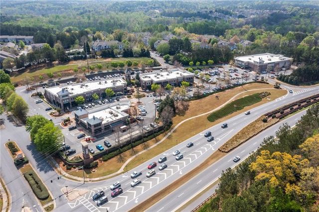 1008 Lake Pointe Court, Suwanee, GA 30024