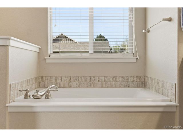 420 Pioneer Ln, Johnstown, CO 80534