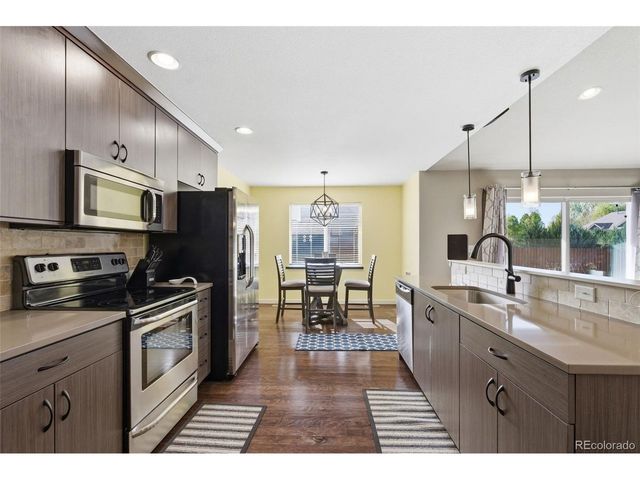 420 Pioneer Ln, Johnstown, CO 80534