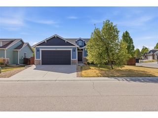 420 Pioneer Ln, Johnstown, CO 80534