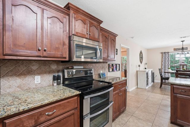30 Cedar Knolls Loop, Greenbrier, AR 72058