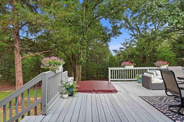 30 Cedar Knolls Loop, Greenbrier, AR 72058